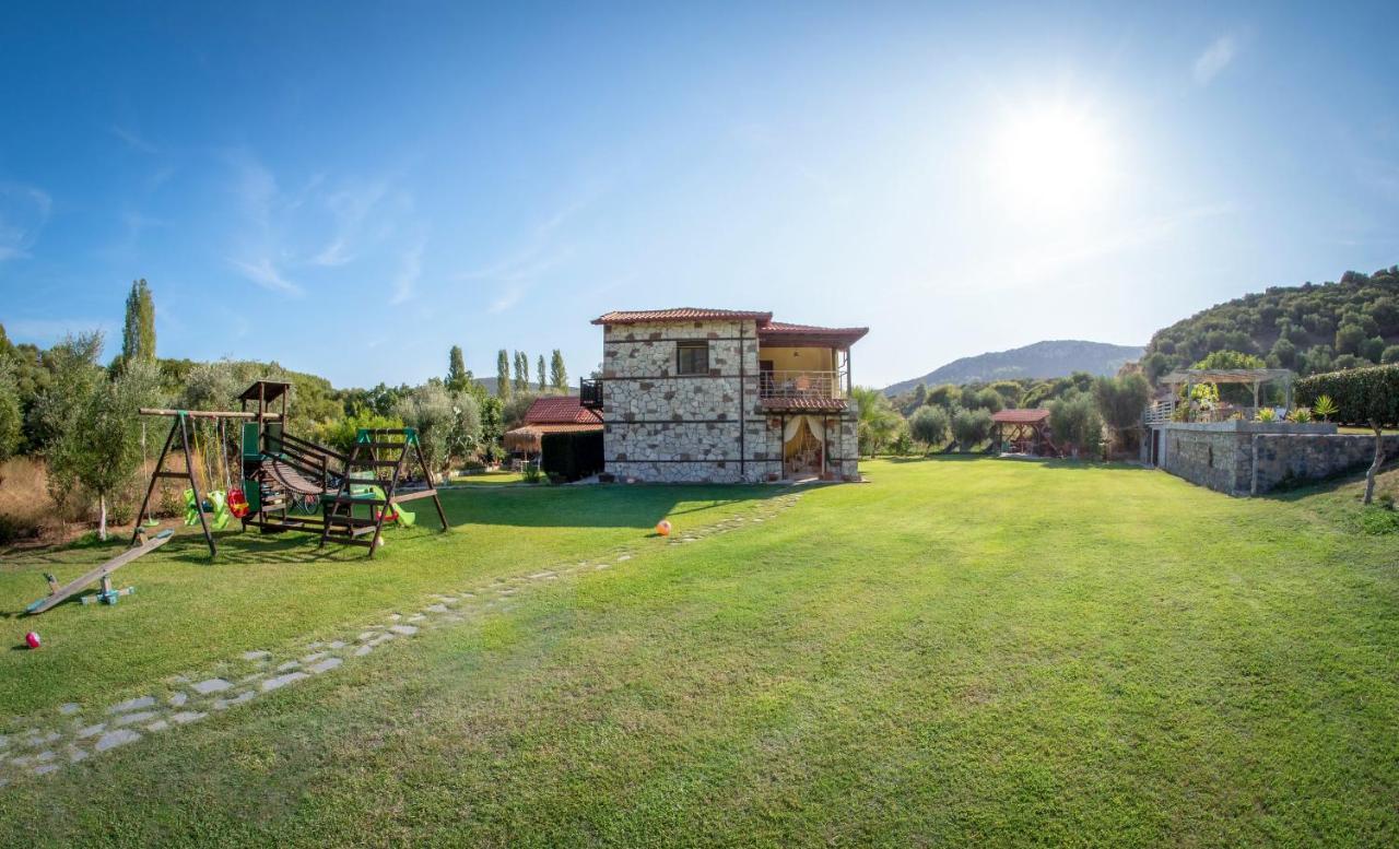 Niriides Hotel Porto Koufo Exterior photo